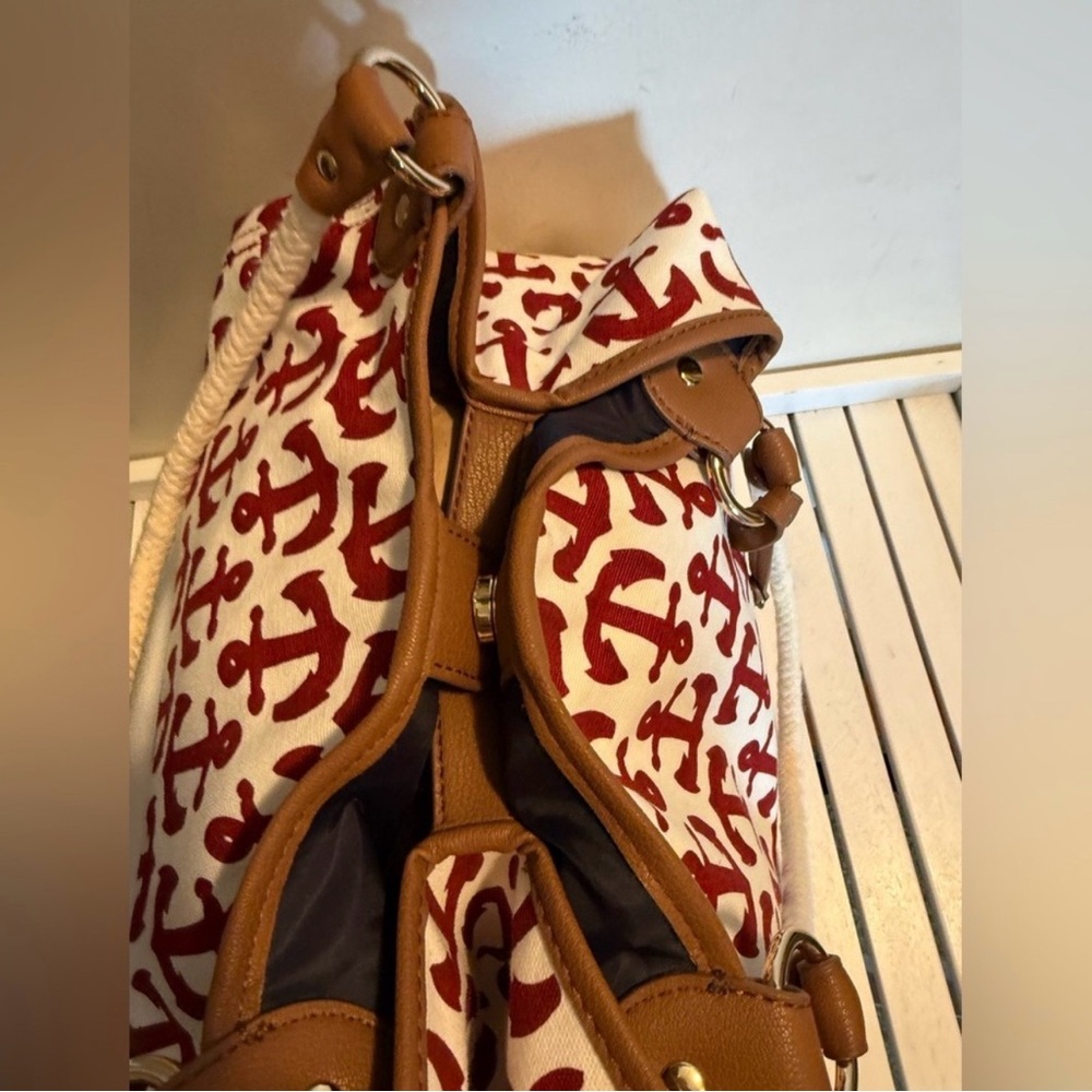 Tommy Hilfiger red anchor tote bag! Great Condition!! - Picture 7 of 14
